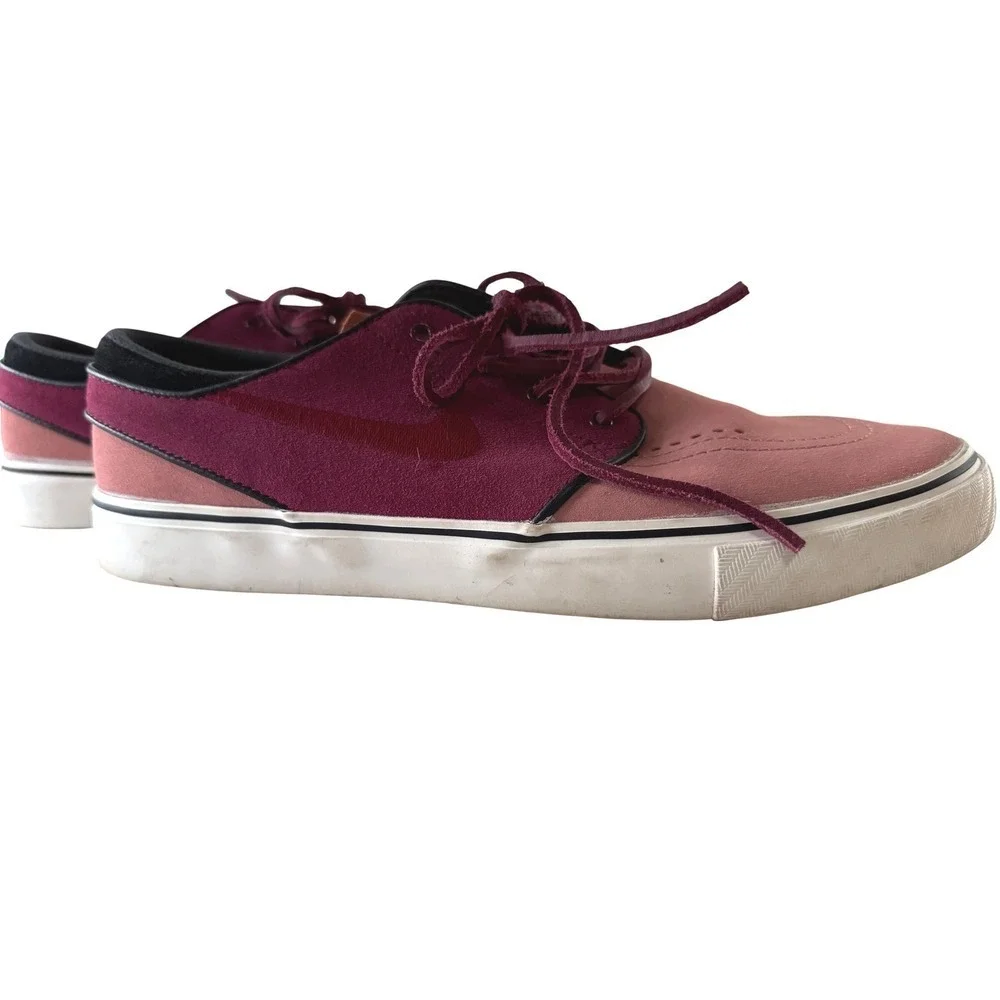Nike SB Zoom EU 42 US 10.5/11 Low Top Burgundy Pink Suede Skater Sneaker Shoes